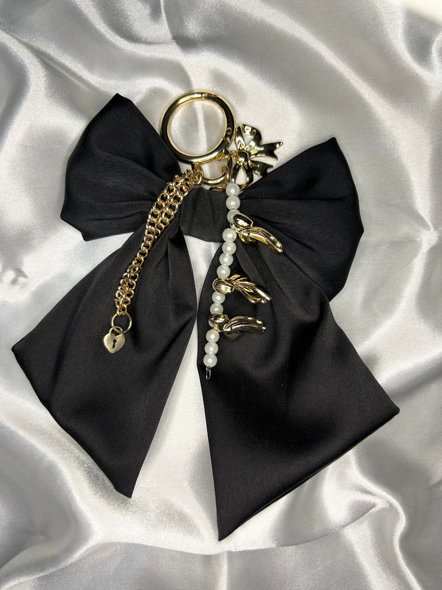 Midnight elegance bow keychain